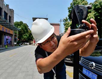 鋼結(jié)構(gòu)-垂直度、水平度、平直度檢測(cè)