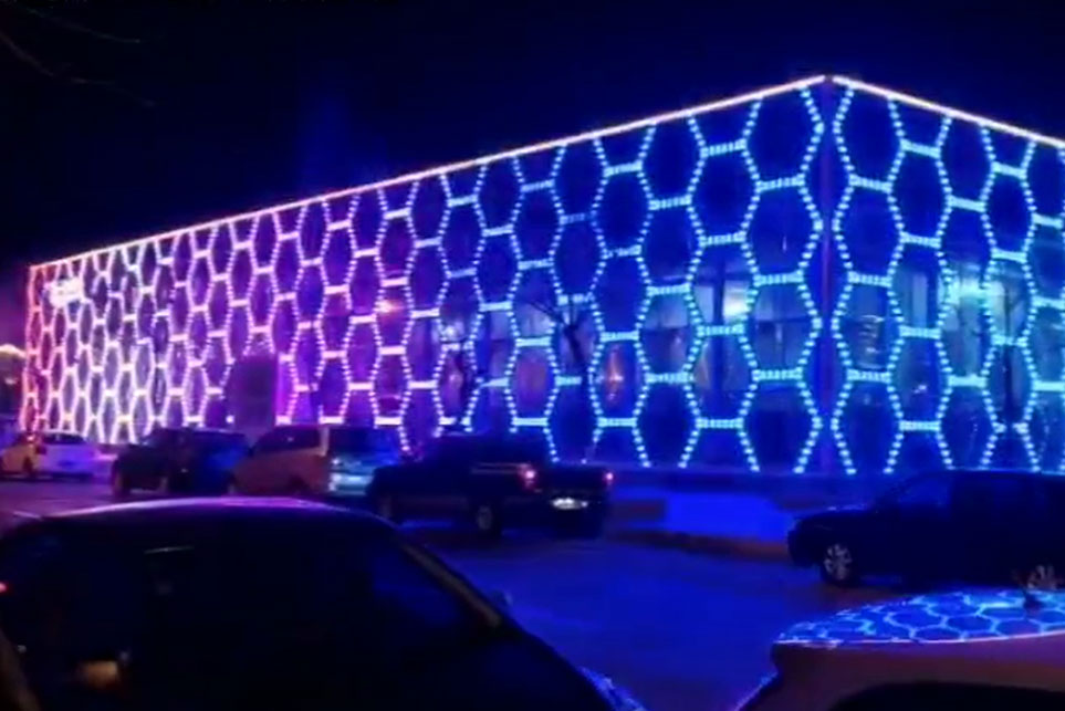 藍(lán)色樓體亮化