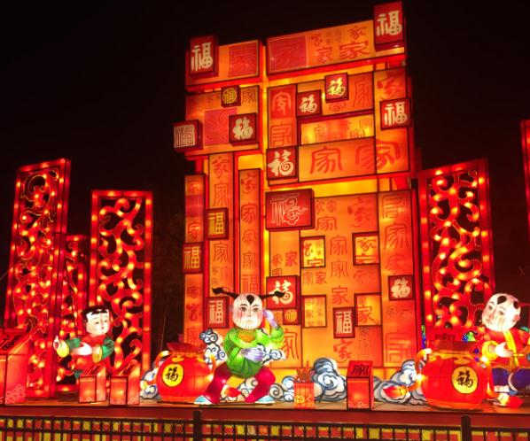 城市節(jié)日燈光亮化：照亮城市，傳遞溫暖