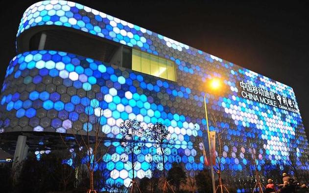 幕墻樓體亮化，塑造城市夜景新亮點(diǎn)