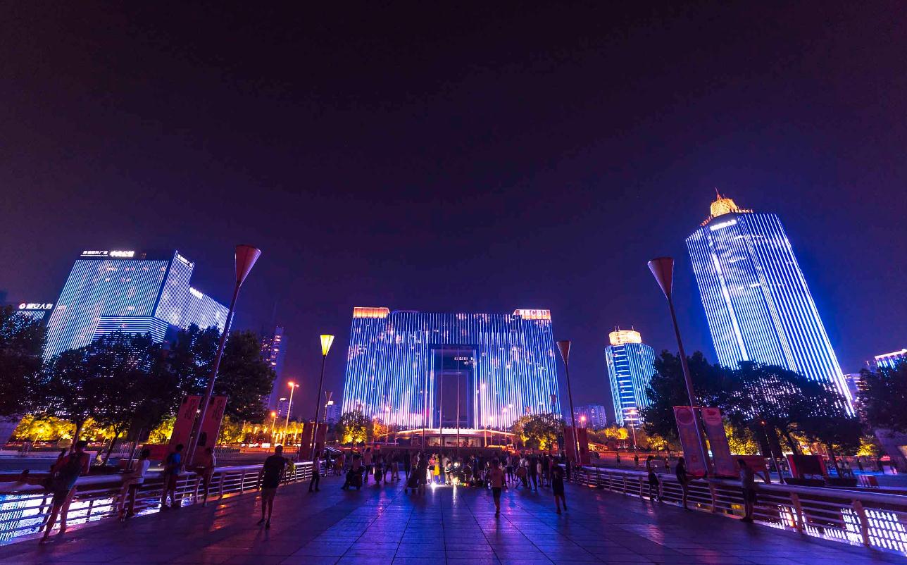 樓宇亮化工程設計：讓城市夜景更加絢麗多彩